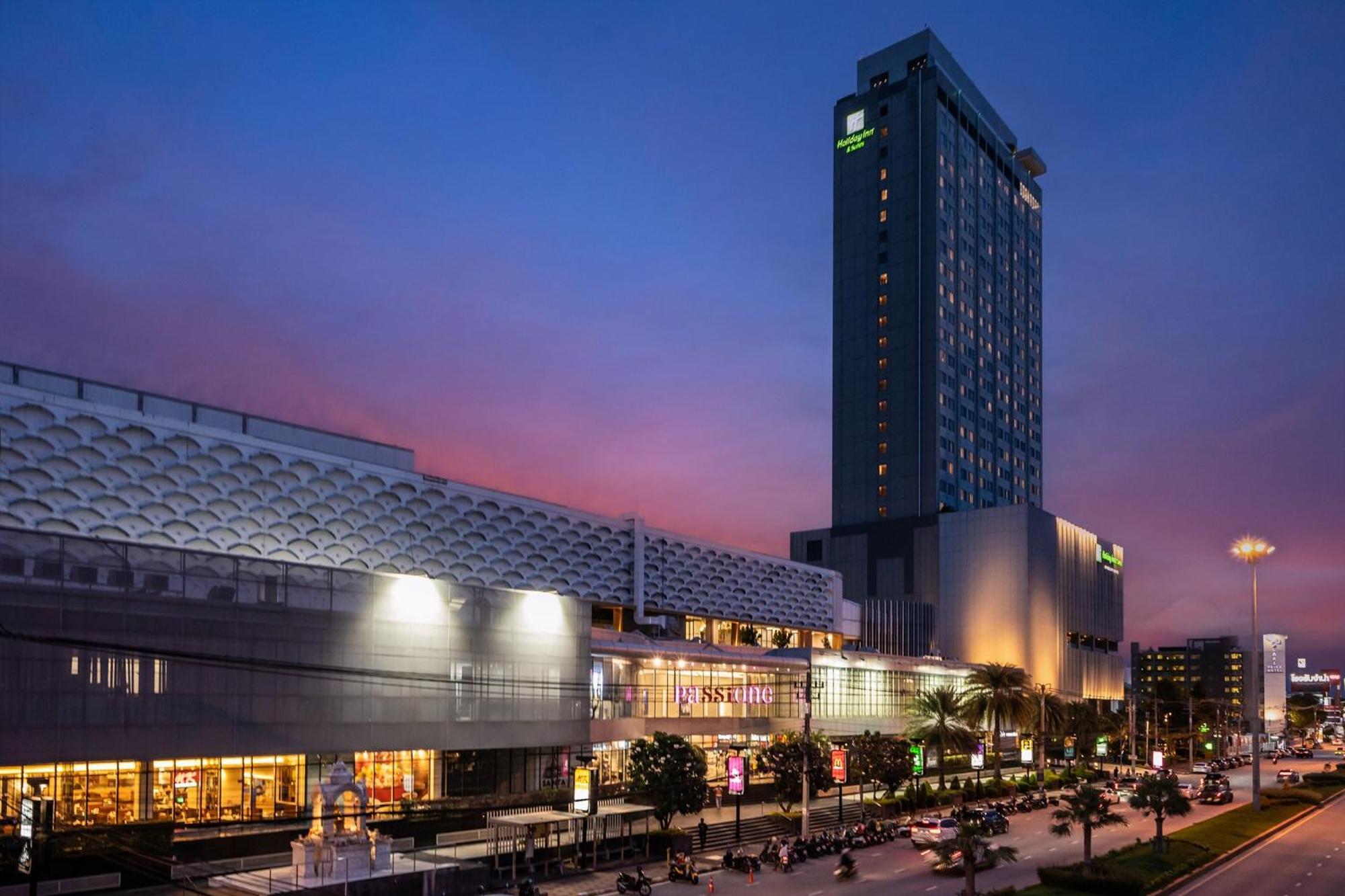 Holiday Inn & Suites Rayong City Centre By Ihg Экстерьер фото