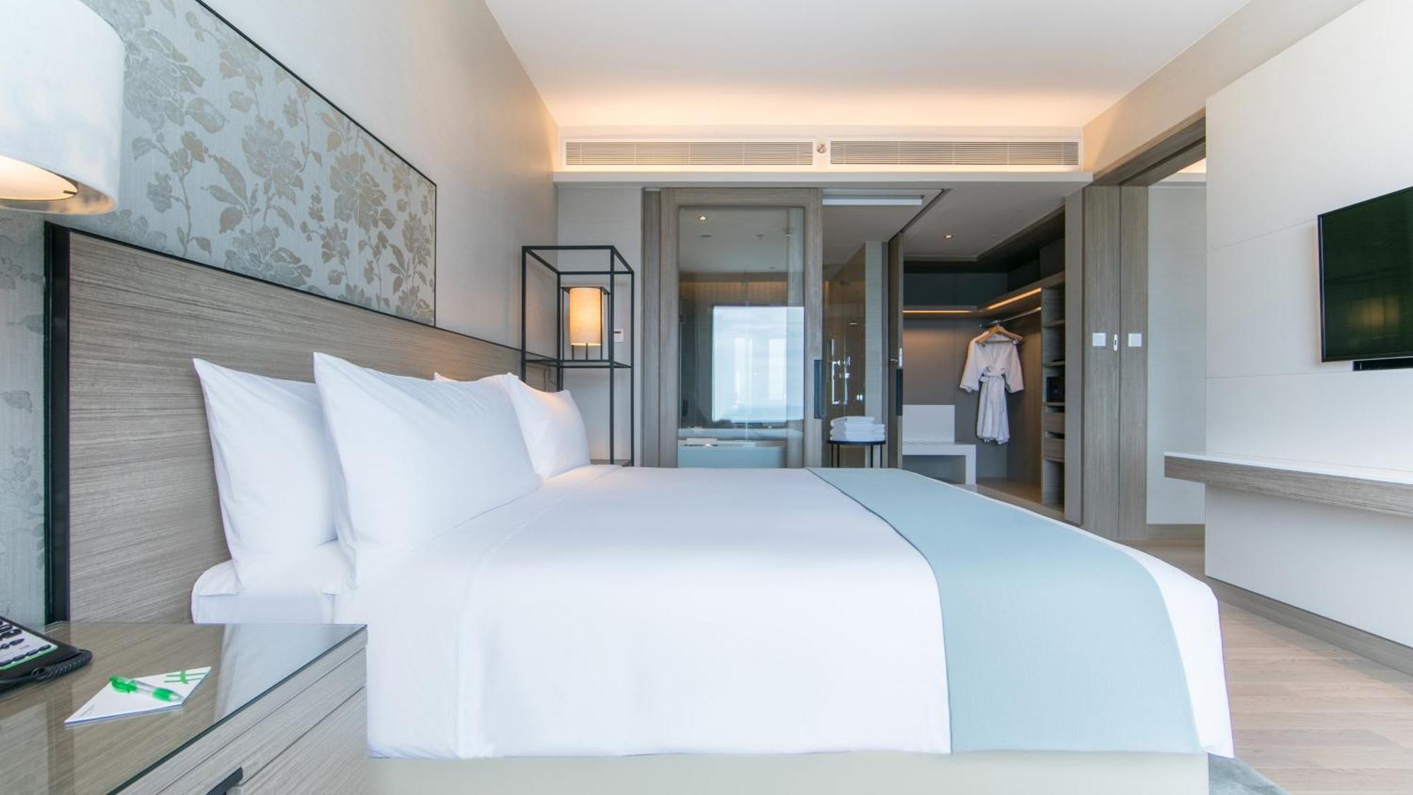Holiday Inn & Suites Rayong City Centre By Ihg Экстерьер фото