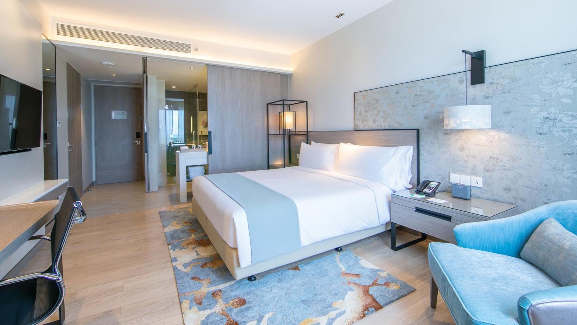 Holiday Inn & Suites Rayong City Centre By Ihg Экстерьер фото